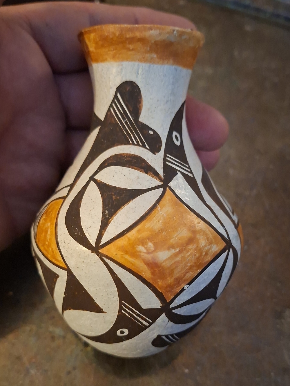 Acoma N.M., Peublo Pottery Vase